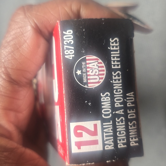 Beauty Red Rattail Combs - Picture 3 of 3